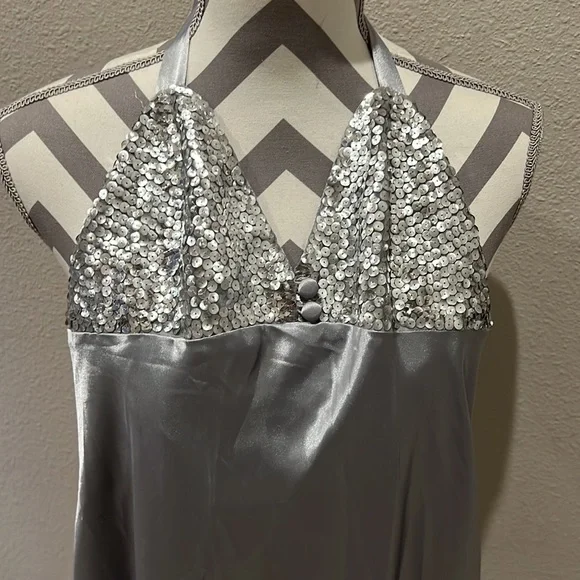 Vintage Victoria secret night gown late 70s early 80s - Picture 2 of 6